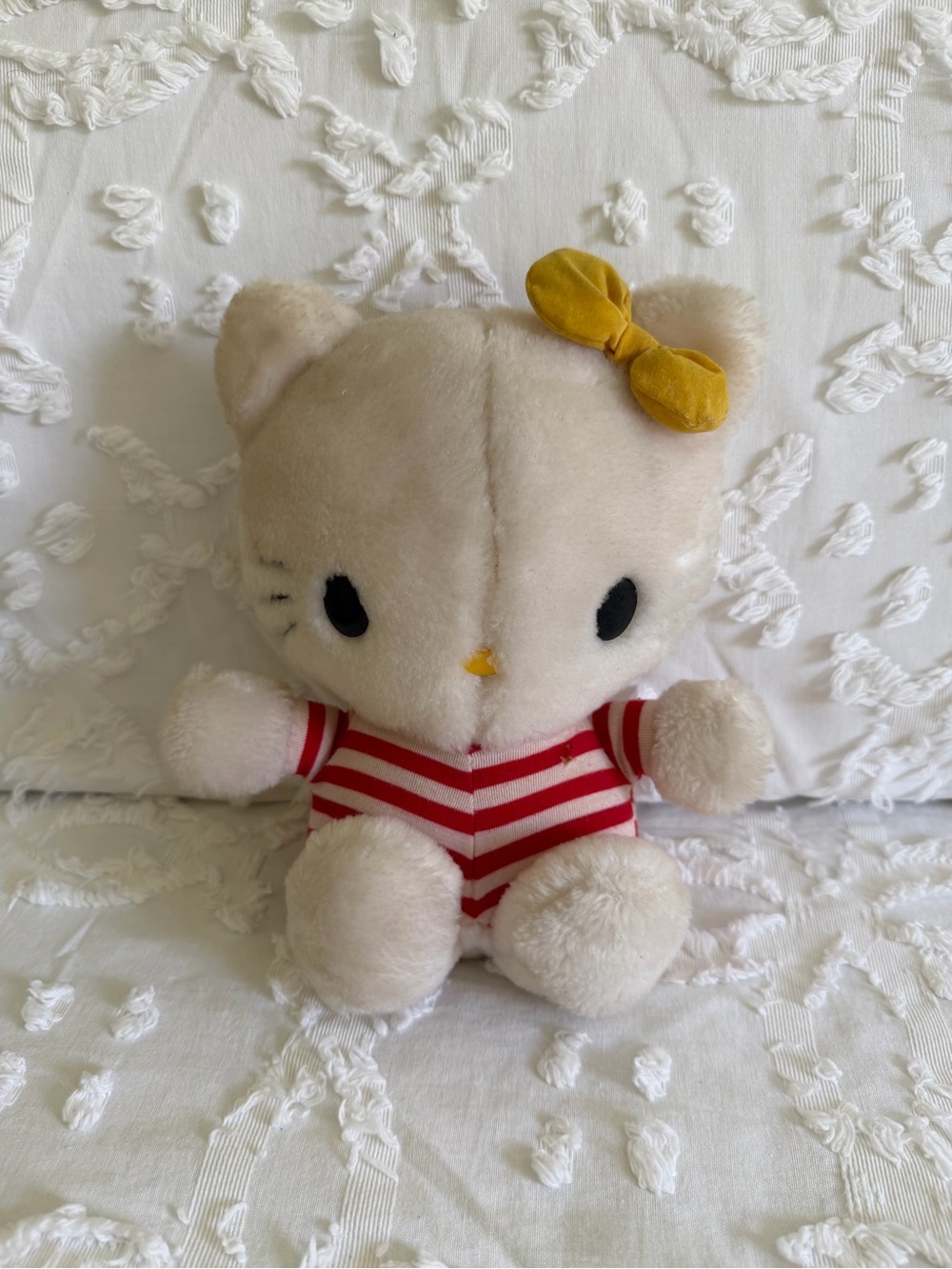 VINTAGE 1976 Hello Kitty Plush VERY RARE Yellow Bow